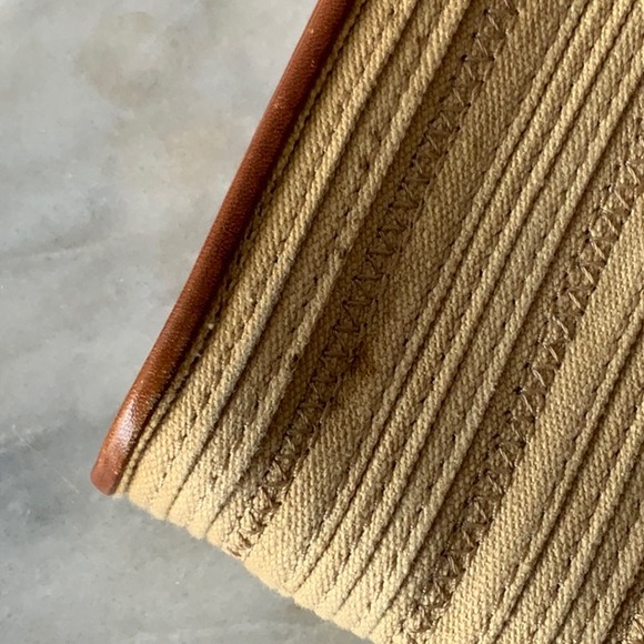 COLE HANN woven clutch - Picture 8 of 13